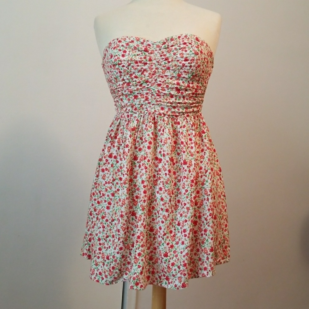 Strapless floral skirt